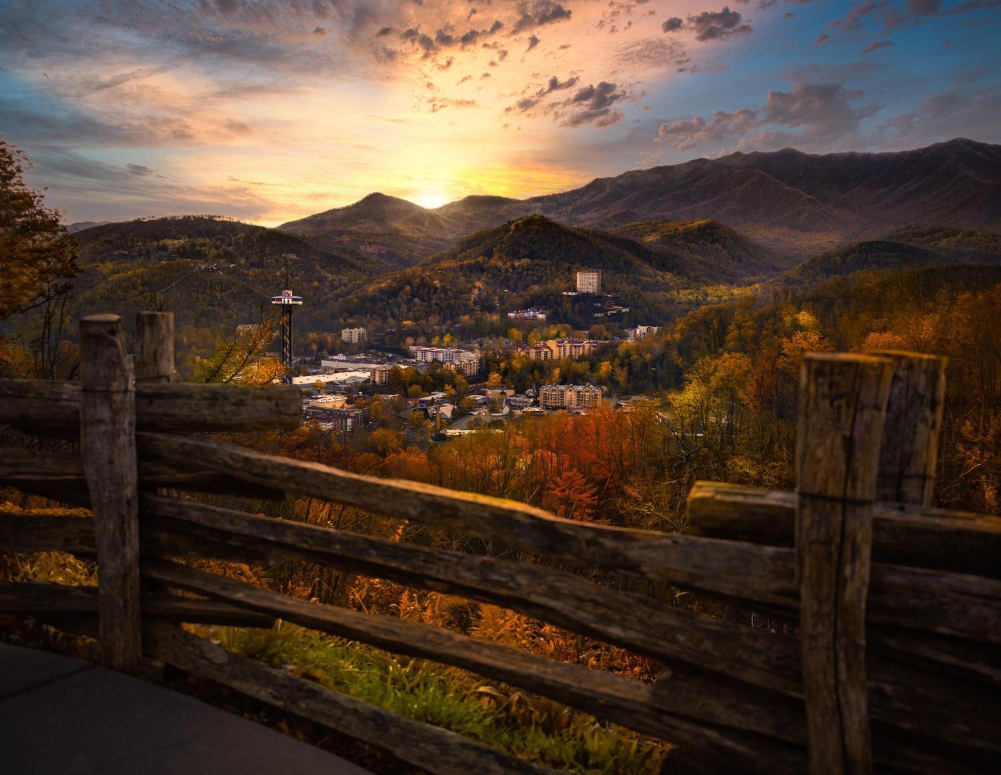 Smoky Mountain Gem Villa Gatlinburg Dış mekan fotoğraf